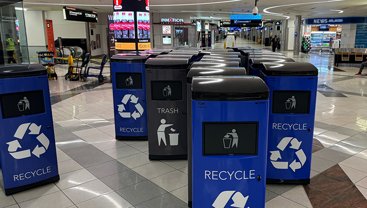 TOM basureros inteligentes de Orwak en Atlanta EUA