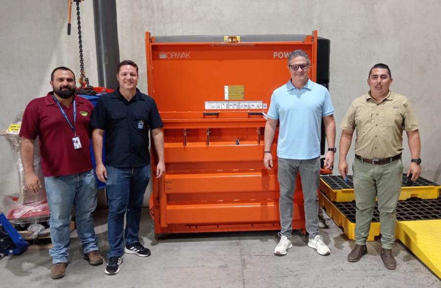 Orwak y la Municipalidad de Atenas en nuestro Show Room